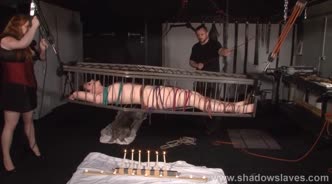 Yigitga massaj qilayotgan transeksual porno video