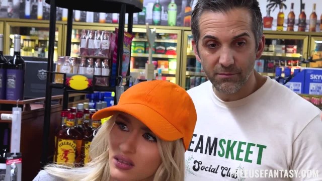 Әйел сперматозоидтары туралы жақыннан түсірілген бейне